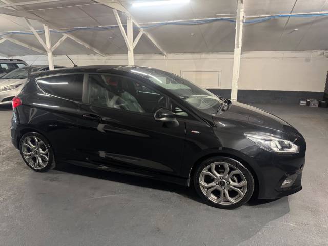 Ford Fiesta 1.0T EcoBoost ST-Line X Euro 6 (s/s) 3dr Hatchback Petrol Black
