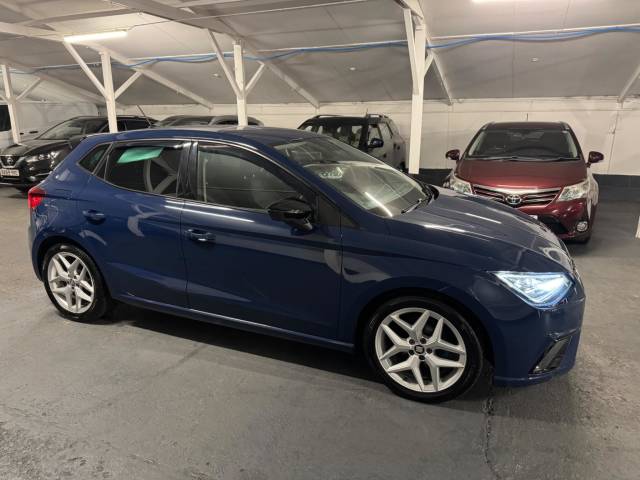 SEAT Ibiza 1.0 TSI FR Euro 6 (s/s) 5dr GPF Hatchback Petrol Blue