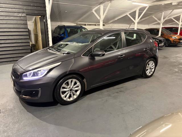 2016 Kia Ceed 1.6 GDi 2 Euro 6 (s/s) 5dr