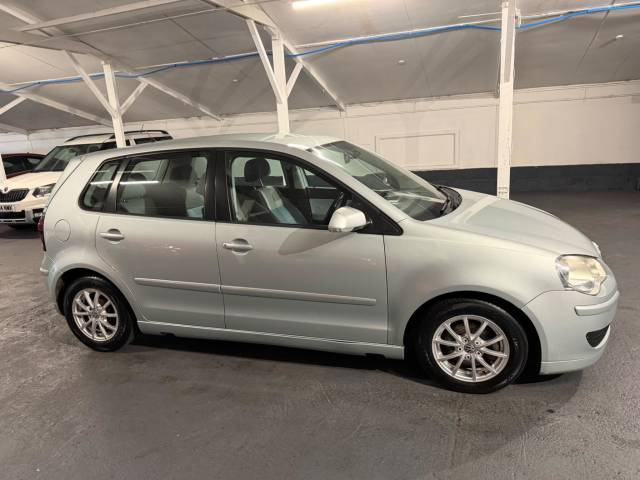 Volkswagen Polo 1.4 TDI BlueMotion 2 5dr Hatchback Diesel Silver