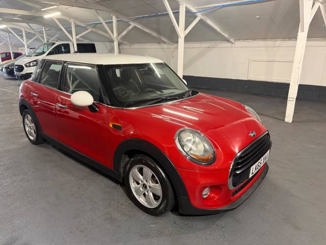 2015 Mini Hatch 1.5 Cooper D Euro 6 (s/s) 5dr