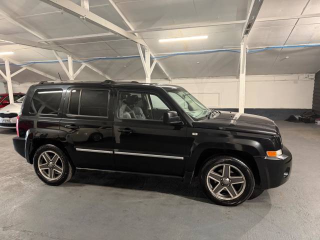 Jeep Patriot 2.0 CRD Limited 4x4 5dr SUV Diesel Black
