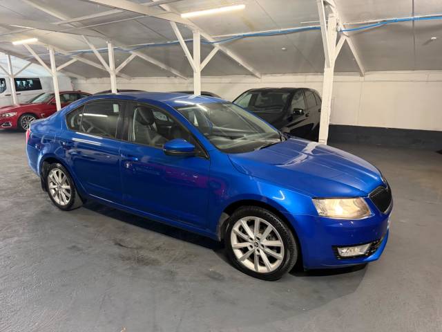 2013 Skoda Octavia 1.6 TDI Elegance Euro 5 (s/s) 5dr