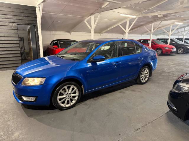 2013 Skoda Octavia 1.6 TDI Elegance Euro 5 (s/s) 5dr