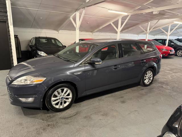 2011 Ford Mondeo 1.6 TDCi ECOnetic Zetec Euro 5 (s/s) 5dr