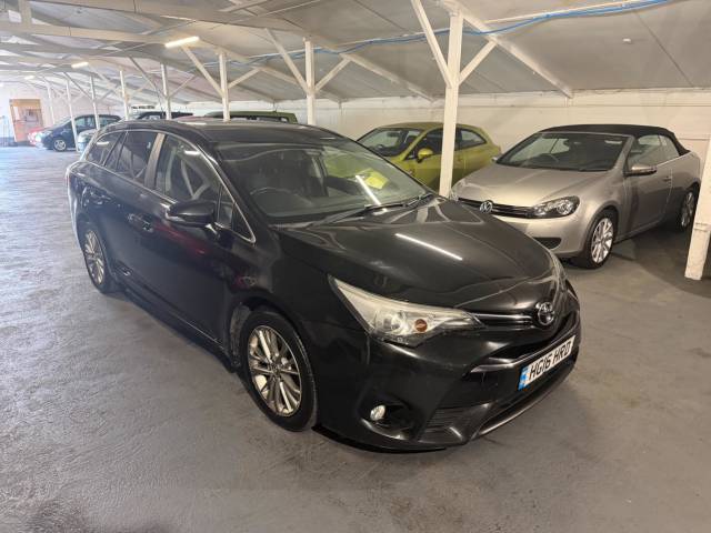 2016 Toyota Avensis 2.0 D-4D Business Edition Touring Sports Euro 6 (s/s) 5dr