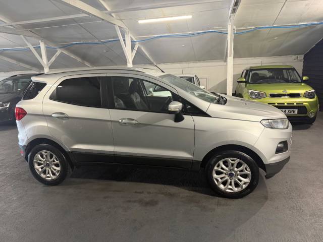 Ford Ecosport 1.5 Zetec 2WD Euro 5 5dr SUV Petrol Silver