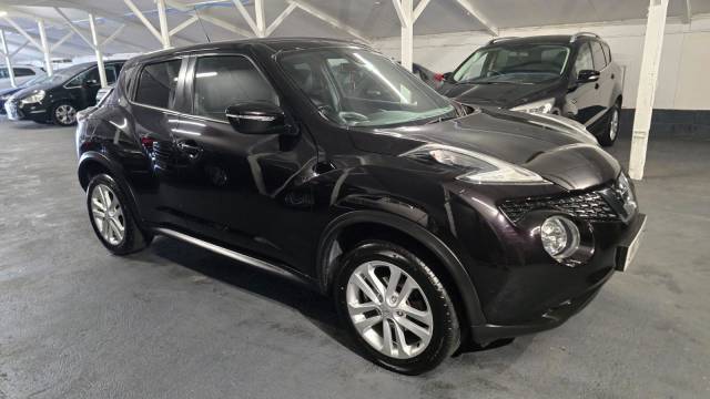 Nissan Juke 1.5 dCi N-Connecta Euro 6 (s/s) 5dr SUV Diesel Black