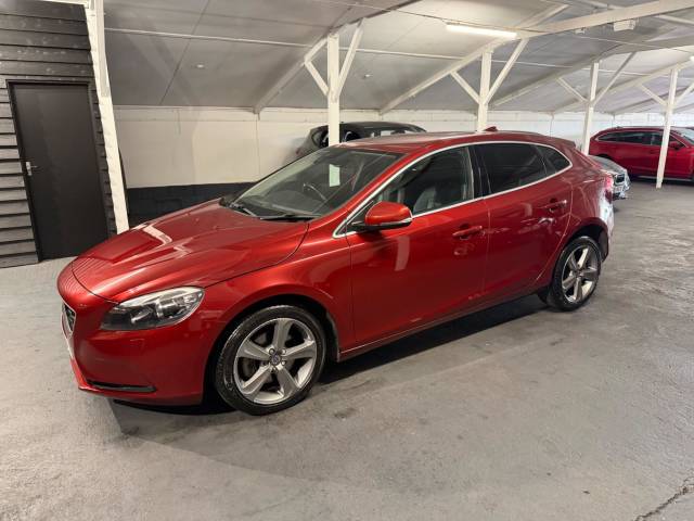 2016 Volvo V40 2.0 D2 SE Lux Euro 6 (s/s) 5dr