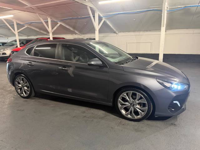 Hyundai i30 1.4 T-GDi Blue Drive Premium Euro 6 (s/s) 5dr Hatchback Petrol
